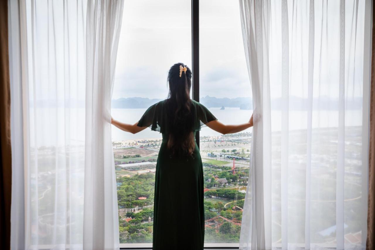 Muong Thanh Luxury Ha Long Centre Hotel Екстериор снимка