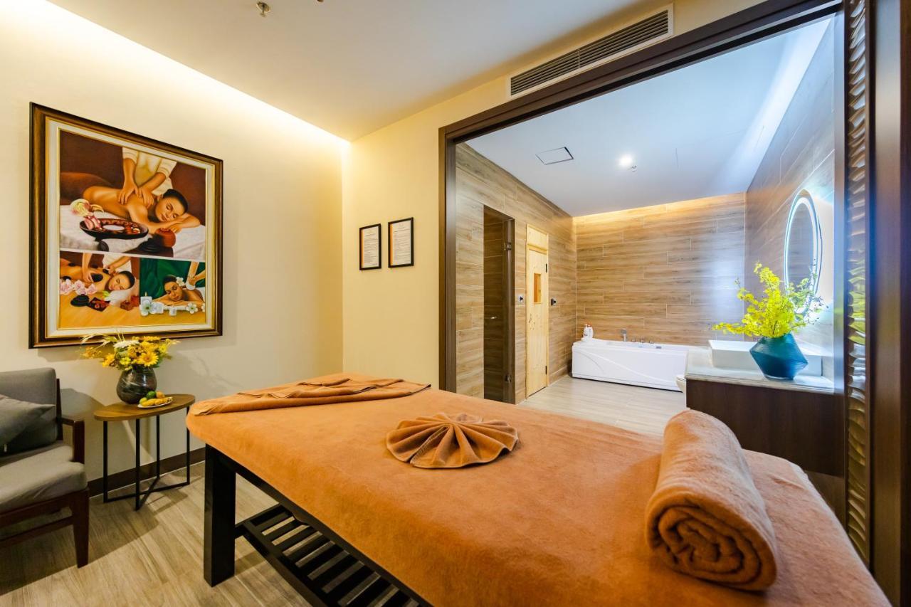 Muong Thanh Luxury Ha Long Centre Hotel Екстериор снимка