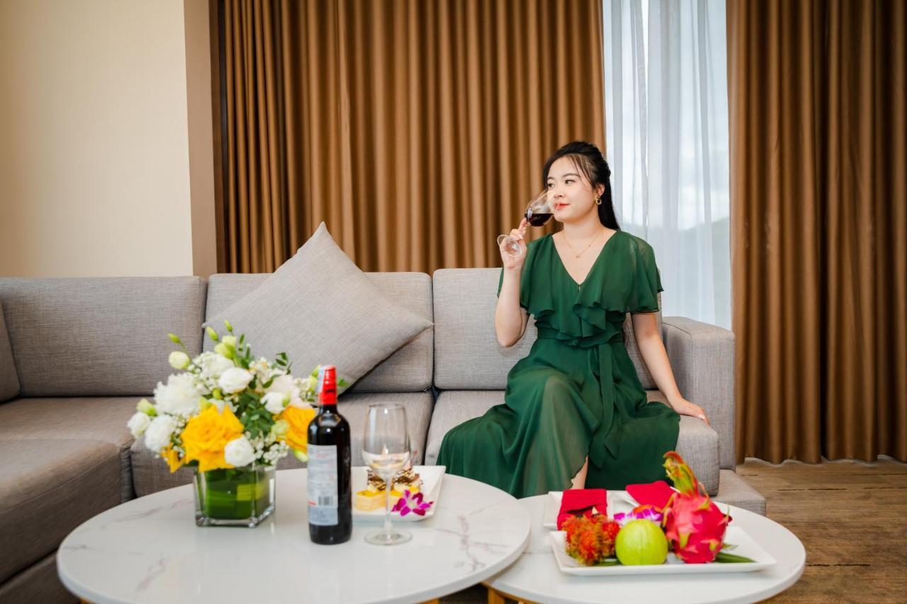 Muong Thanh Luxury Ha Long Centre Hotel Екстериор снимка