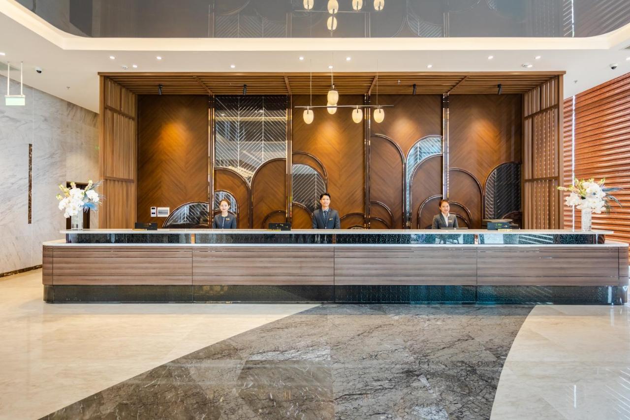 Muong Thanh Luxury Ha Long Centre Hotel Екстериор снимка