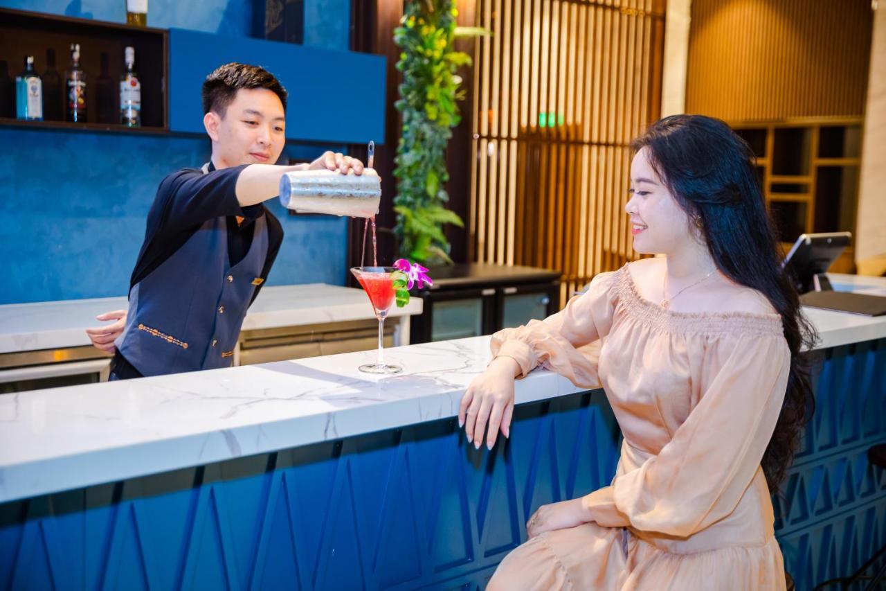 Muong Thanh Luxury Ha Long Centre Hotel Екстериор снимка